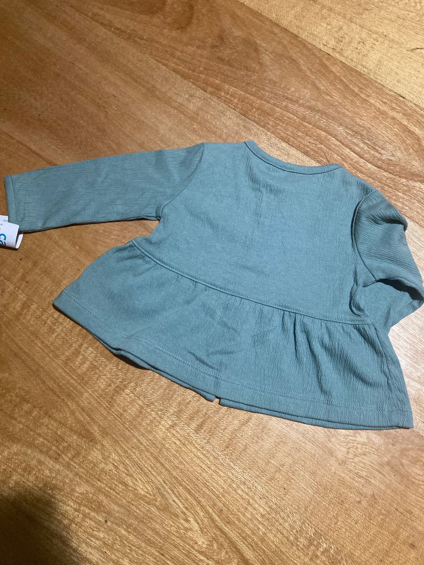 Blusa verde Talla 6 meses